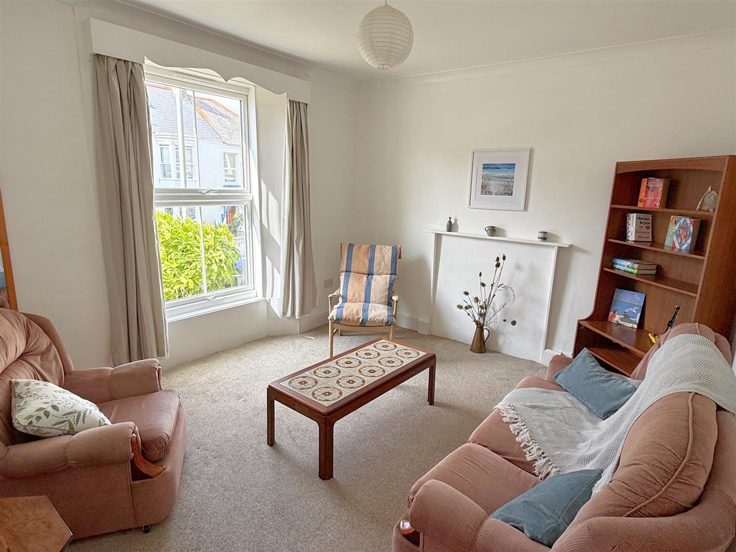4 bed property in Budock Terrace, Falmouth